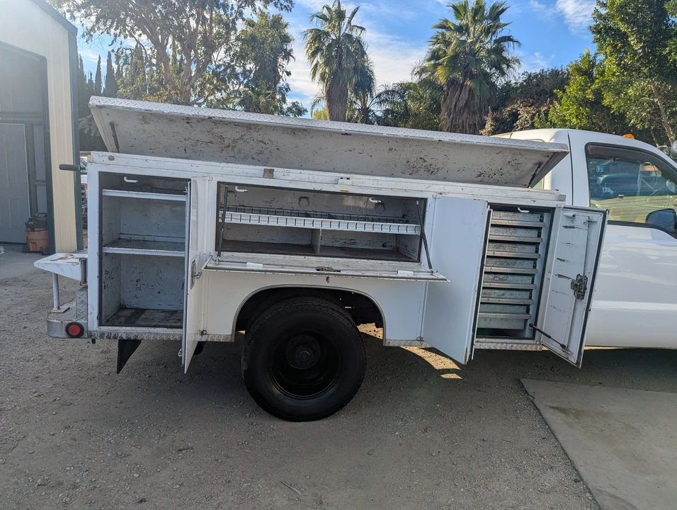 2000 Ford Super Duty 1st Gen - Image 11 of 15