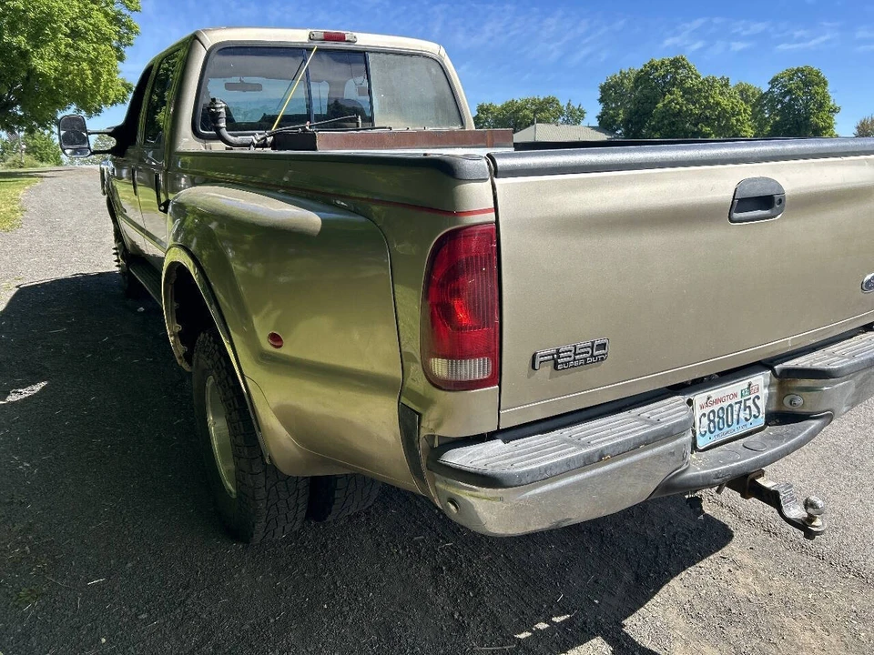 2000 Ford Super Duty 1st Gen - Image 11 of 31