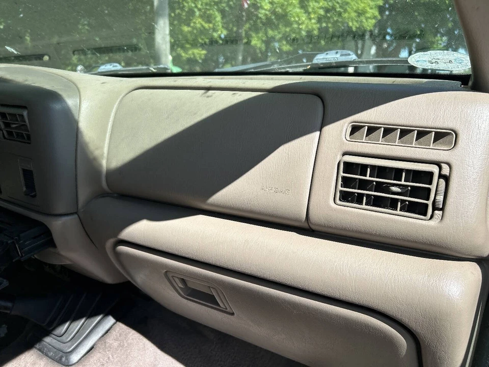 2000 Ford Super Duty 1st Gen - Image 19 of 31