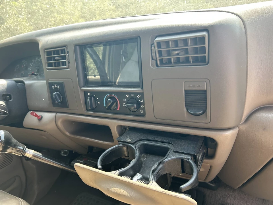 2000 Ford Super Duty 1st Gen - Image 27 of 31