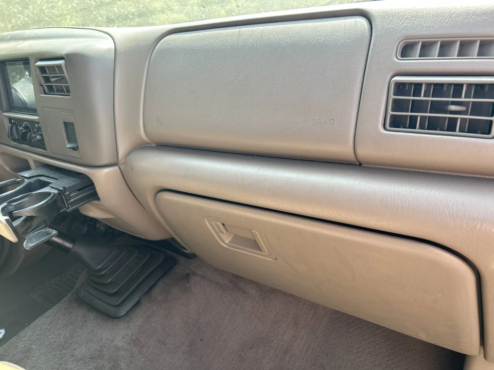 2000 Ford Super Duty 1st Gen - Image 26 of 31
