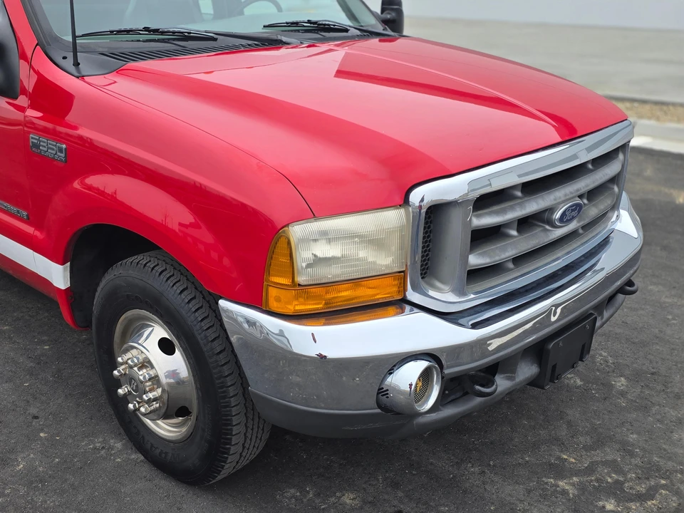 2000 Ford Super Duty 1st Gen - Image 13 of 31