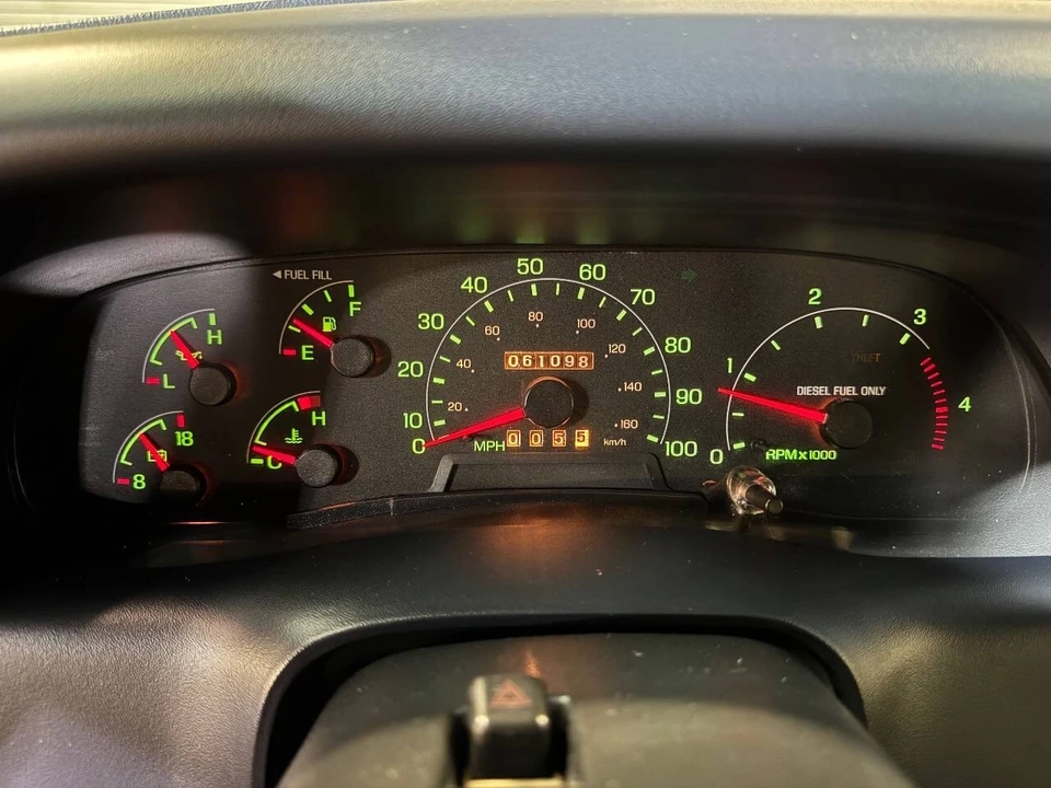 2000 Ford Super Duty 1st Gen - Image 3 of 12