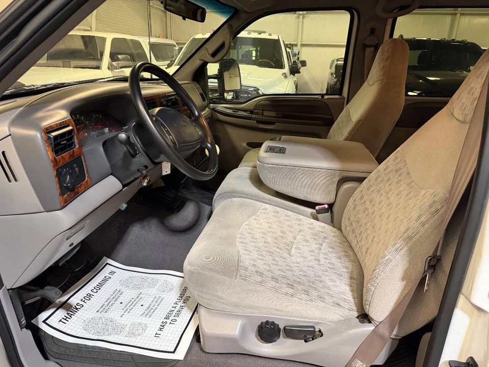2000 Ford Super Duty 1st Gen - Image 3 of 12