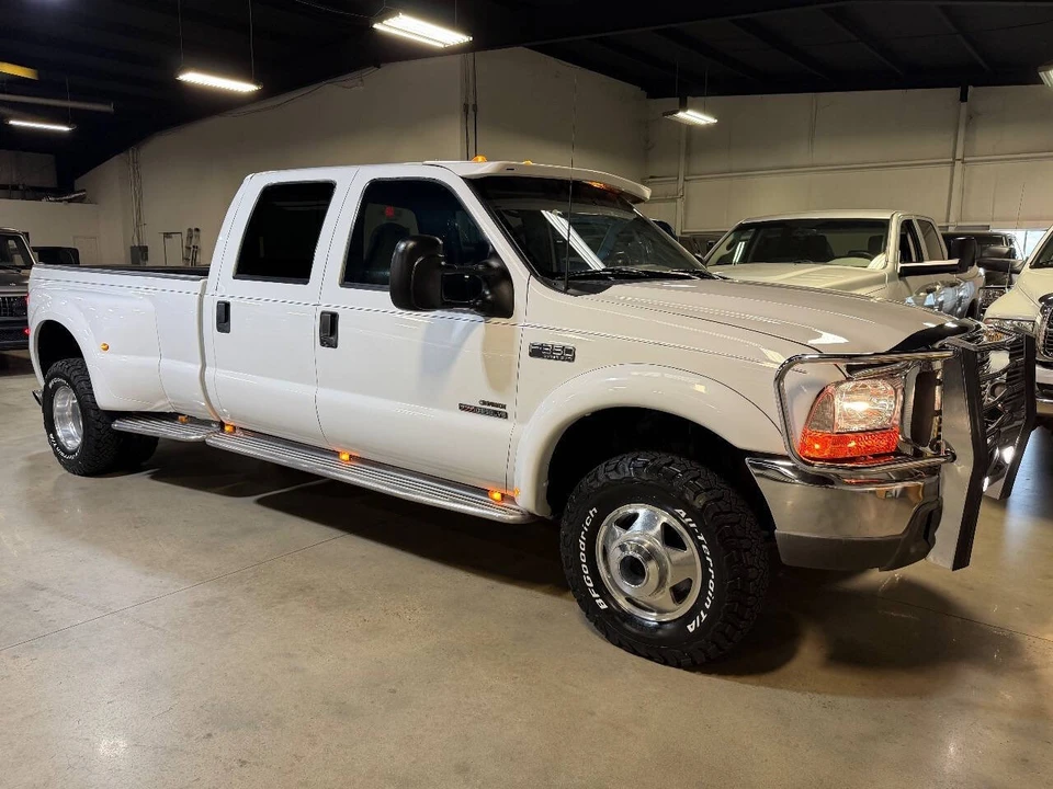 2000 Ford Super Duty 1st Gen - Image 4 of 12