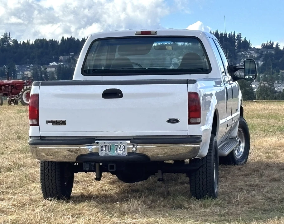 2000 Ford Super Duty 1st Gen - Image 15 of 31