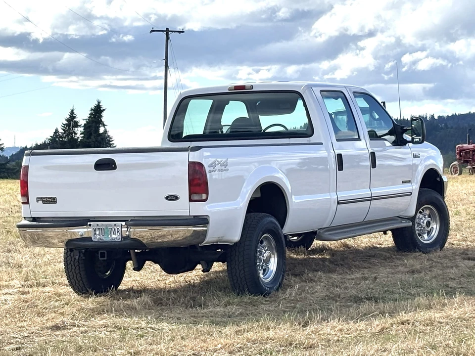 2000 Ford Super Duty 1st Gen - Image 16 of 31