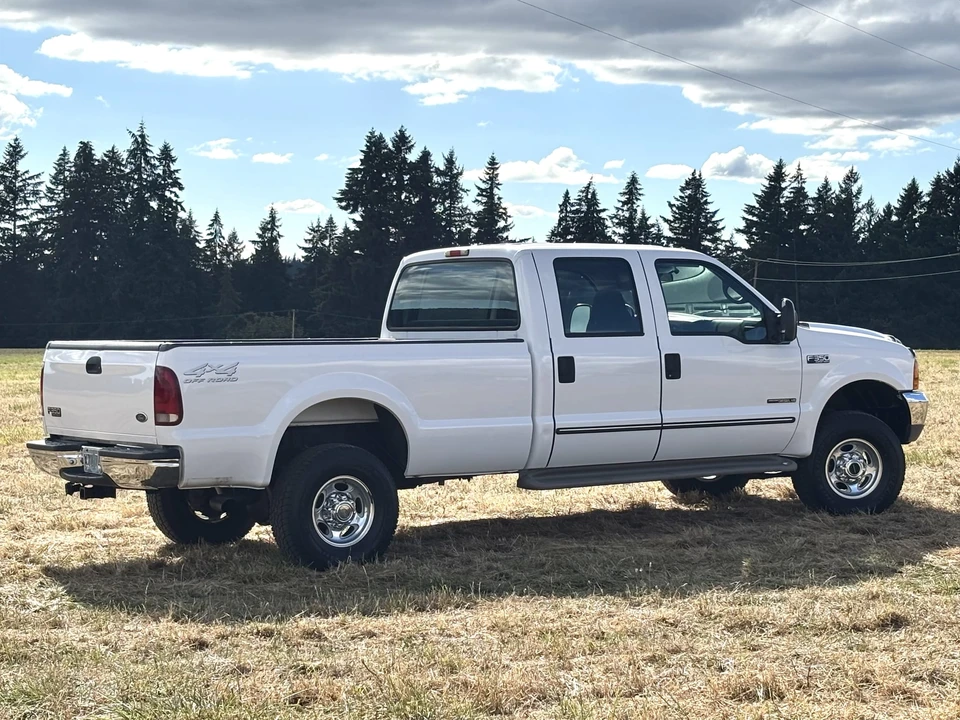 2000 Ford Super Duty 1st Gen - Image 18 of 31