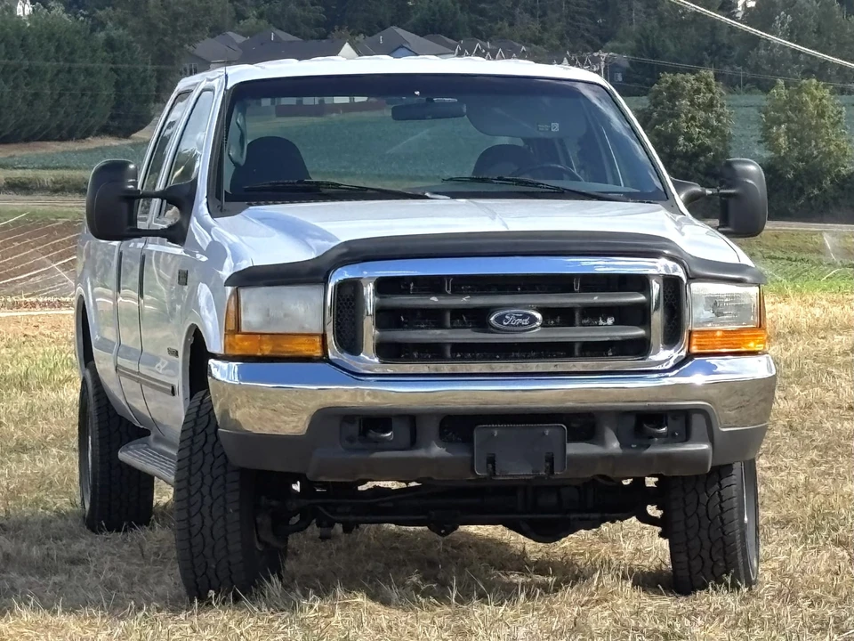 2000 Ford Super Duty 1st Gen - Image 25 of 31