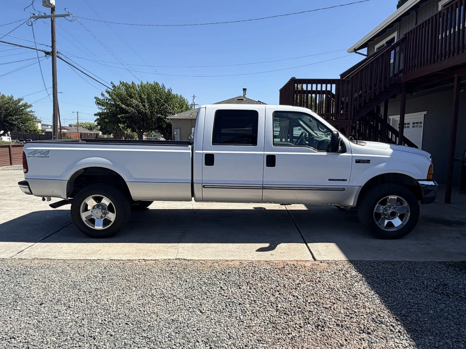 2000 Ford Super Duty 1st Gen - Image 15 of 31