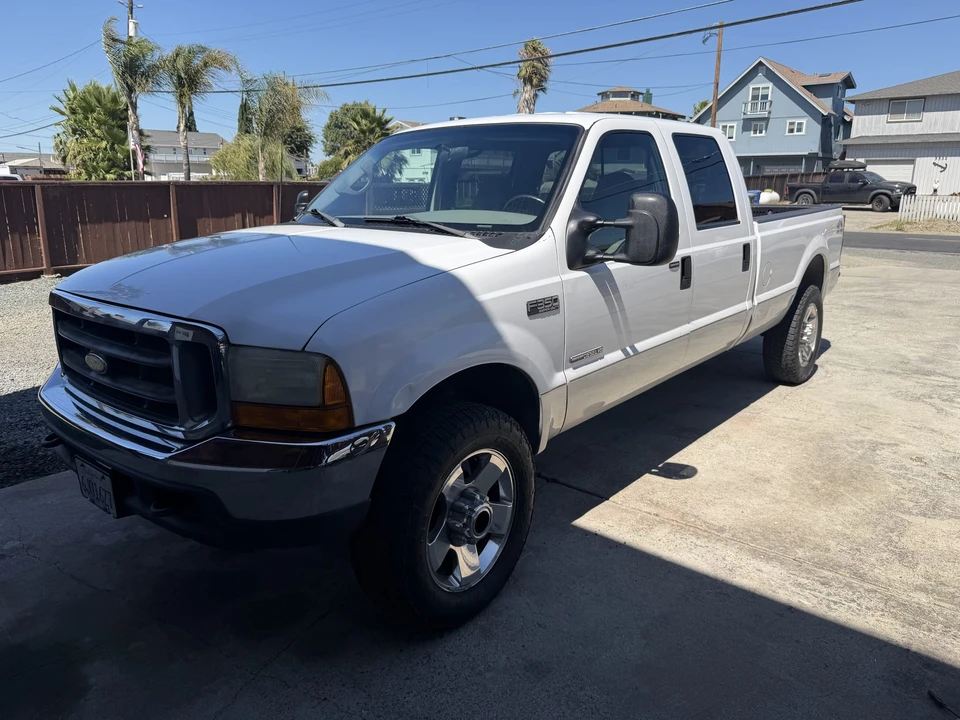 2000 Ford Super Duty 1st Gen - Image 4 of 31