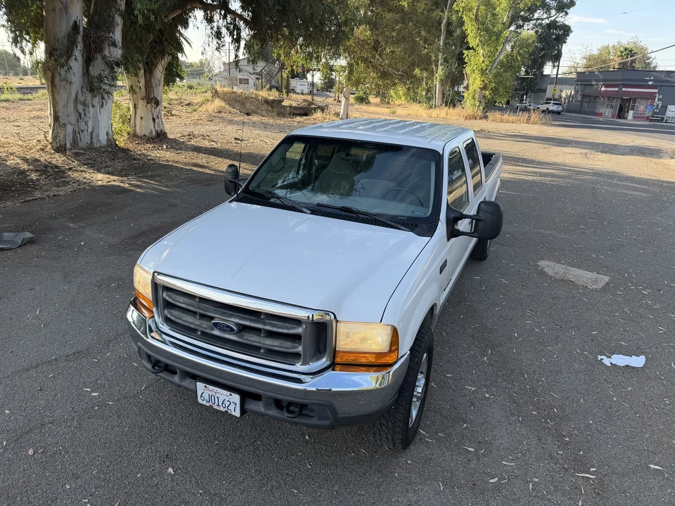 2000 Ford Super Duty 1st Gen - Image 5 of 31