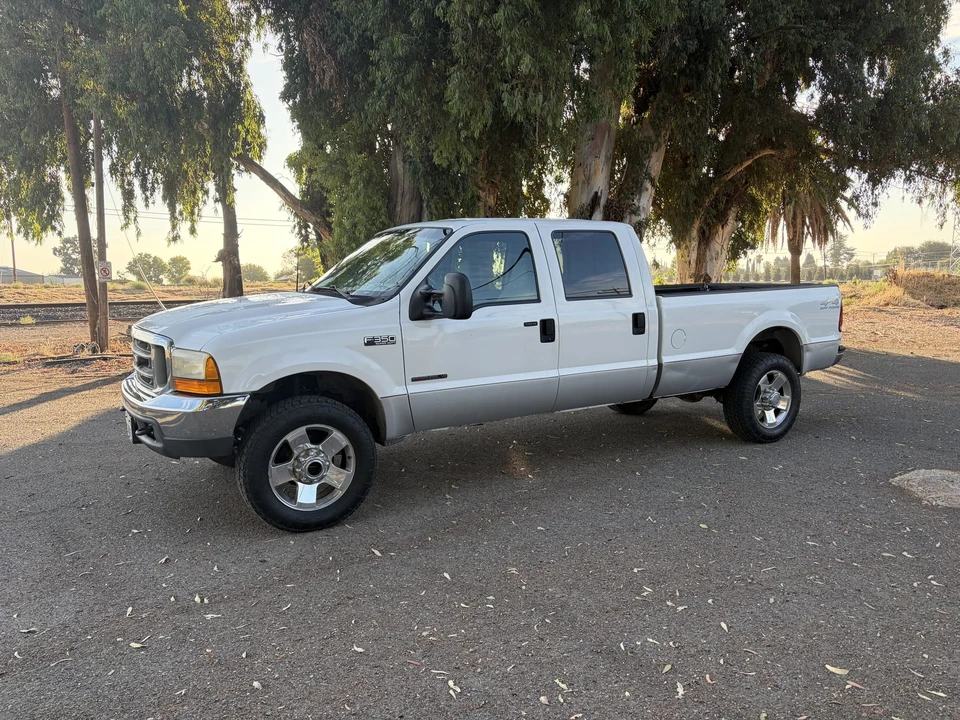 2000 Ford Super Duty 1st Gen - Image 8 of 31