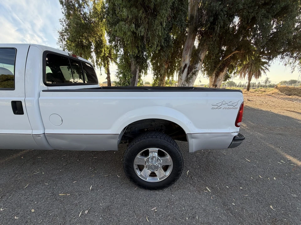 2000 Ford Super Duty 1st Gen - Image 28 of 31