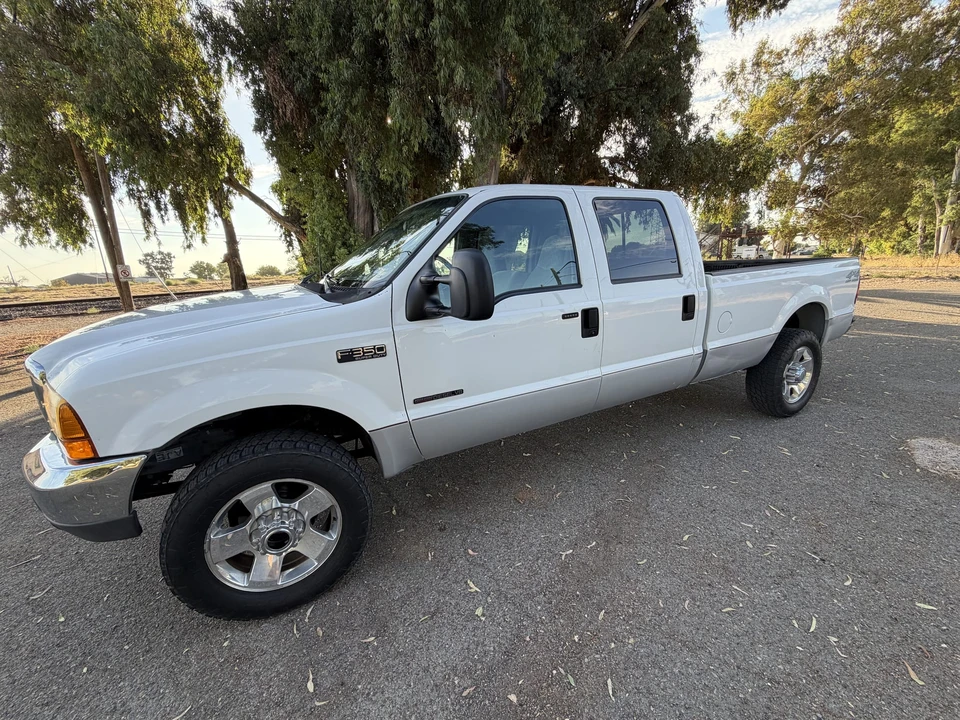 2000 Ford Super Duty 1st Gen - Image 9 of 31
