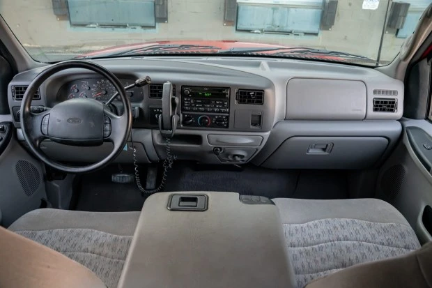 2000 Ford Super Duty 1st Gen - Image 5 of 8