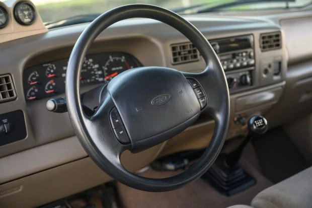 2000 Ford Super Duty 1st Gen - Image 5 of 7
