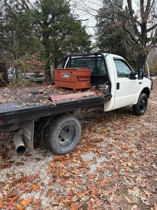2000 Ford Super Duty 1st Gen - Image 3 of 8