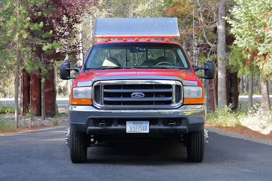 2000 Ford Super Duty 1st Gen - Image 4 of 26