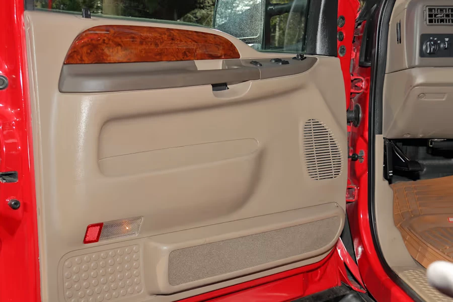 2000 Ford Super Duty 1st Gen - Image 18 of 26
