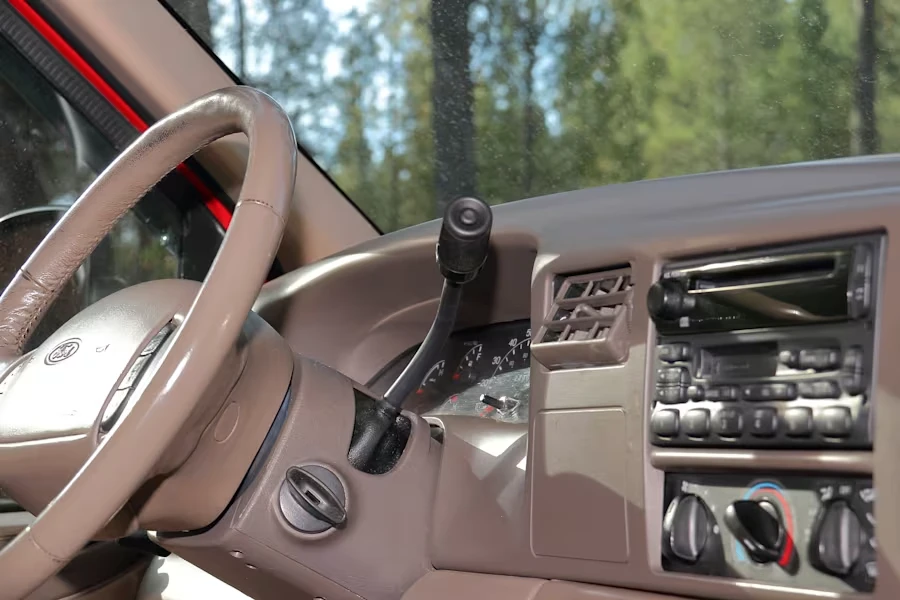 2000 Ford Super Duty 1st Gen - Image 20 of 26