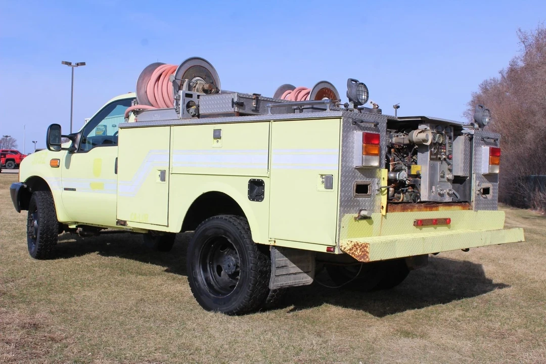 2000 Ford Super Duty 1st Gen - Image 3 of 12