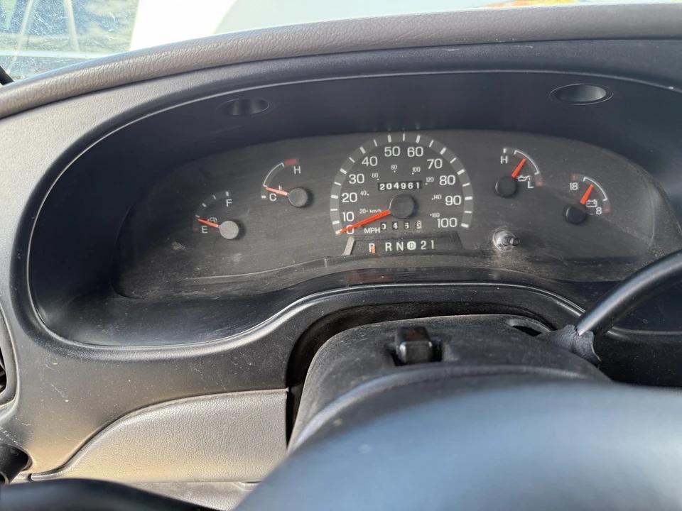 2000 Ford Super Duty 1st Gen - Image 13 of 20