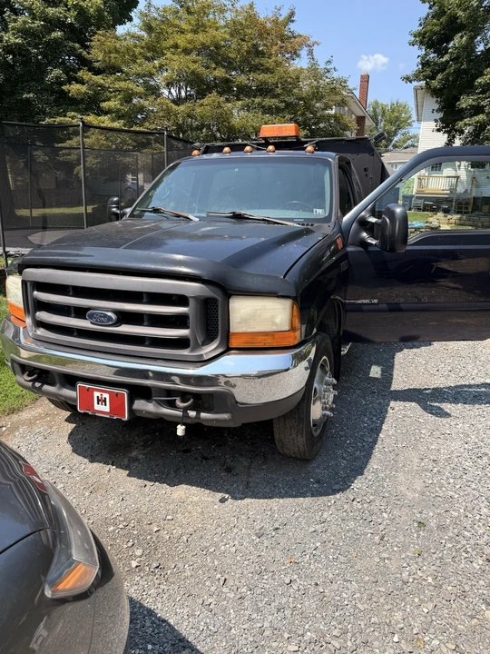 2000 Ford Super Duty 1st Gen - Image 5 of 7