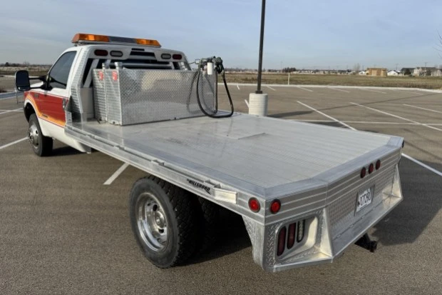 2000 Ford Super Duty 1st Gen - Image 2 of 7