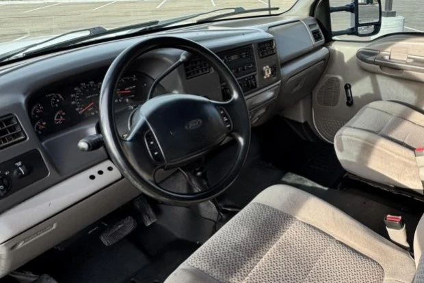 2000 Ford Super Duty 1st Gen - Image 5 of 7