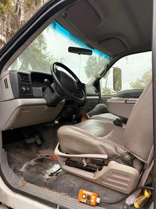 2000 Ford Super Duty 1st Gen - Image 13 of 17
