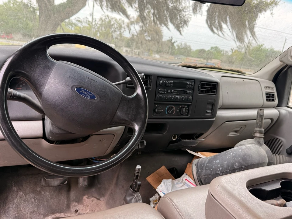 2000 Ford Super Duty 1st Gen - Image 11 of 17