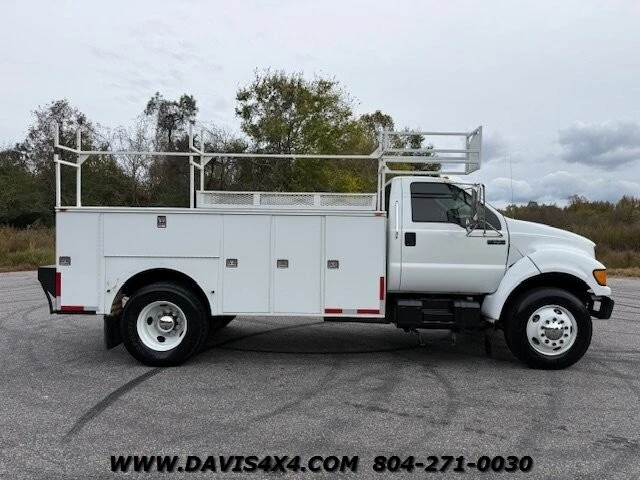 2000 Ford Super Duty 1st Gen - Image 2 of 12