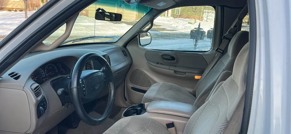 2000 Ford F-150 10th Gen - Image 2 of 8