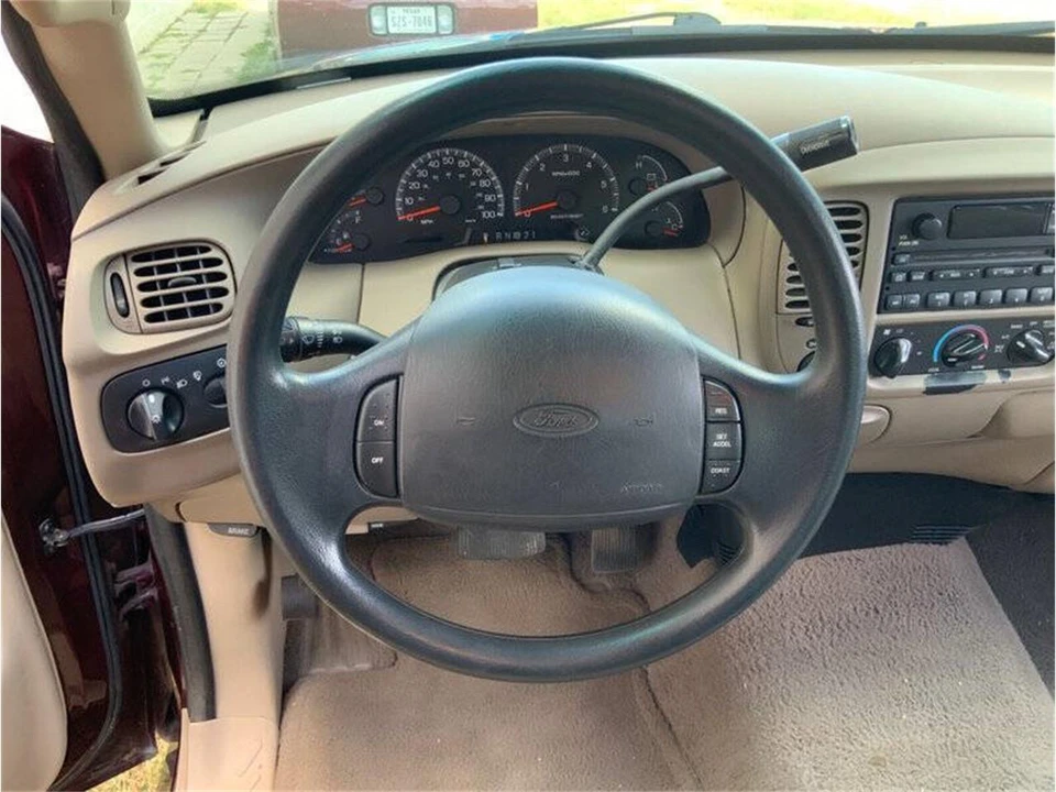 2000 Ford F-150 10th Gen - Image 22 of 31