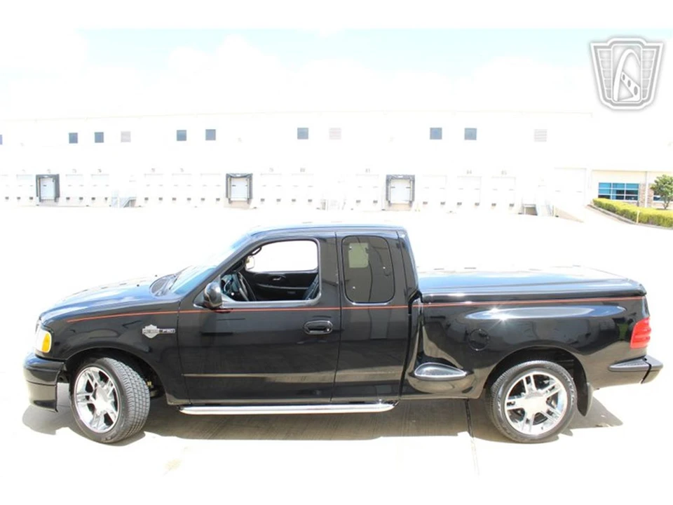2000 Ford F-150 10th Gen - Image 2 of 31