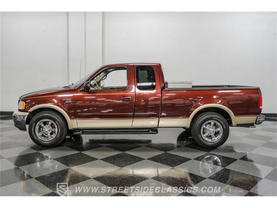 2000 Ford F-150 10th Gen - Image 2 of 31