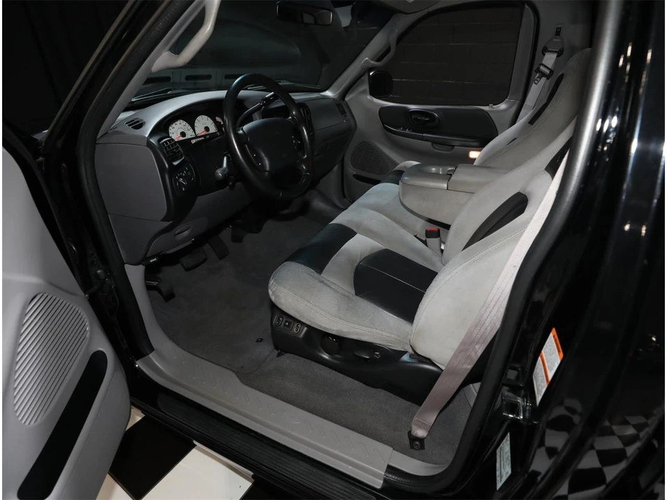 2000 Ford F-150 10th Gen - Image 3 of 31