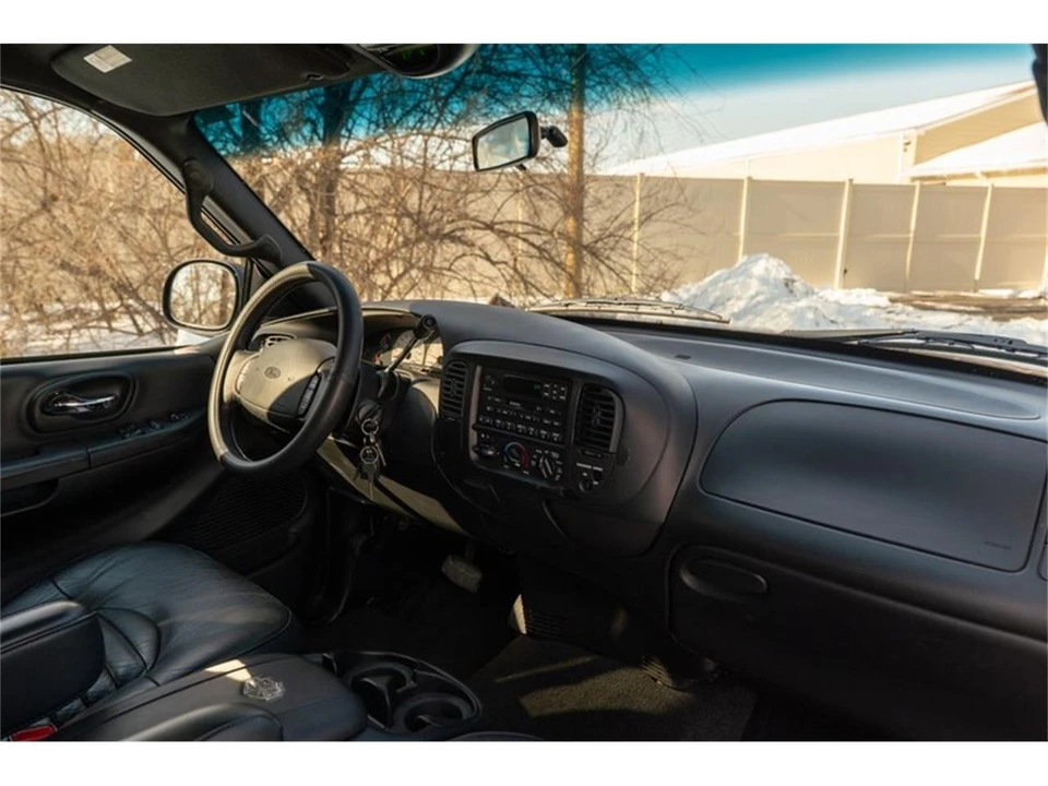 2000 Ford F-150 10th Gen - Image 14 of 31