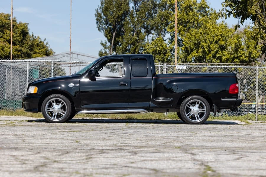 2000 Ford F-150 10th Gen - Image 2 of 30