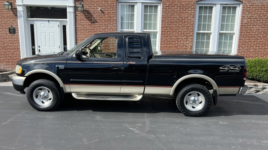 2000 Ford F-150 10th Gen - Image 2 of 7