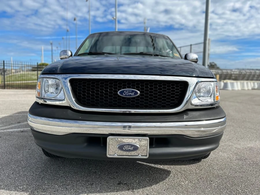 2000 Ford F-150 10th Gen - Image 4 of 15