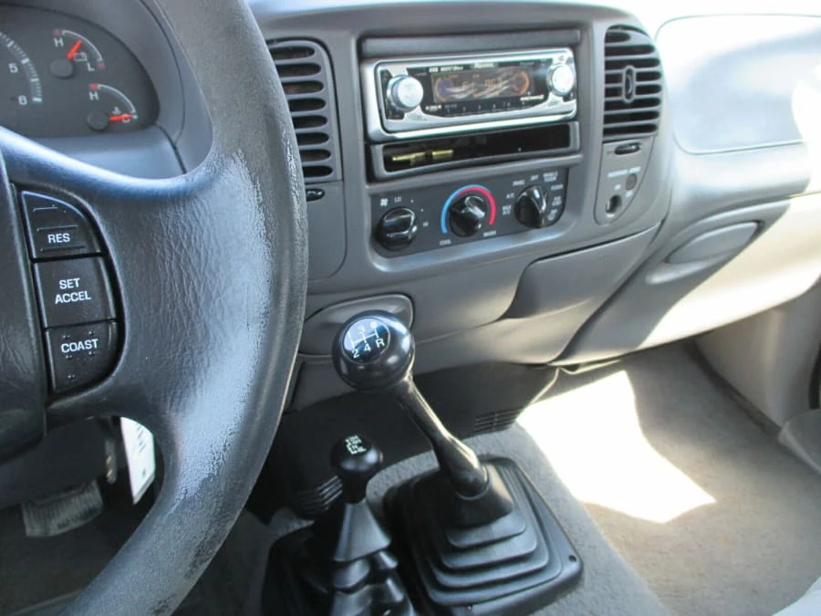 2000 Ford F-150 10th Gen - Image 10 of 13