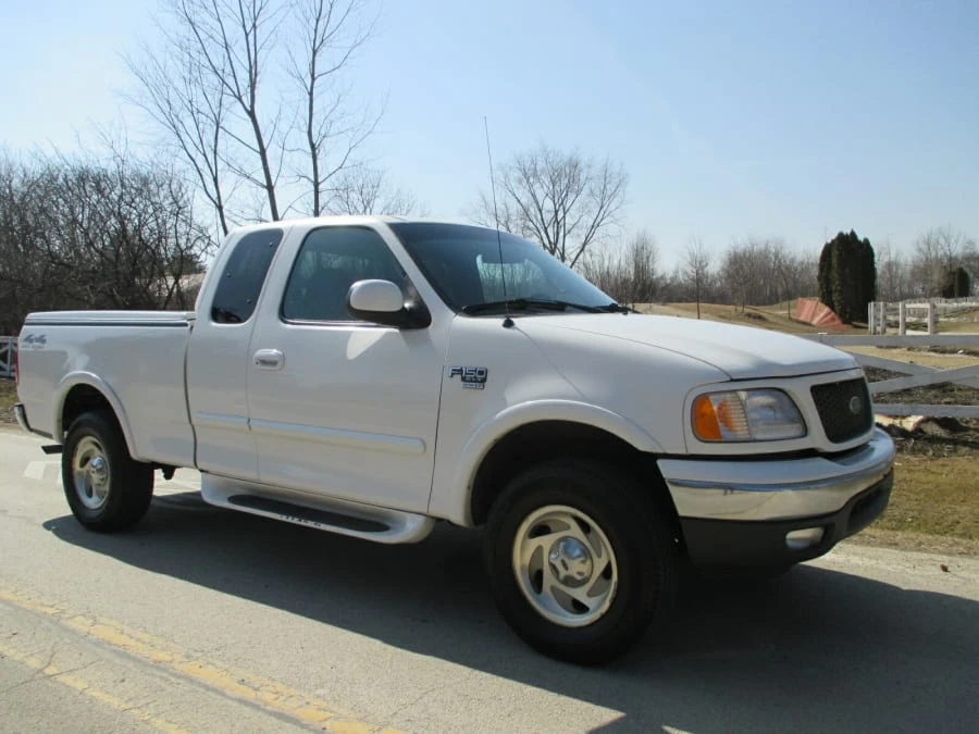 2000 Ford F-150 10th Gen - Image 5 of 13
