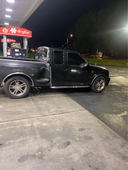 2000 Ford F-150 10th Gen - Image 3 of 4