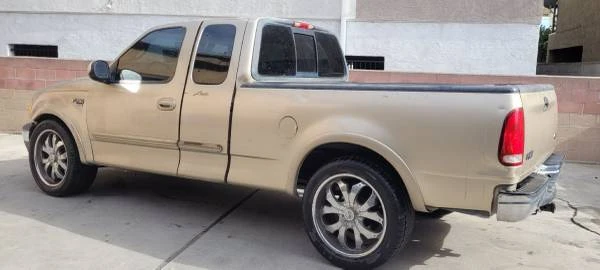 2000 Ford F-150 10th Gen - Image 2 of 20