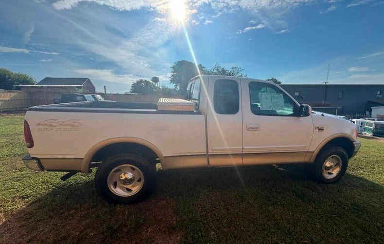 2000 Ford F-150 10th Gen - Image 6 of 17