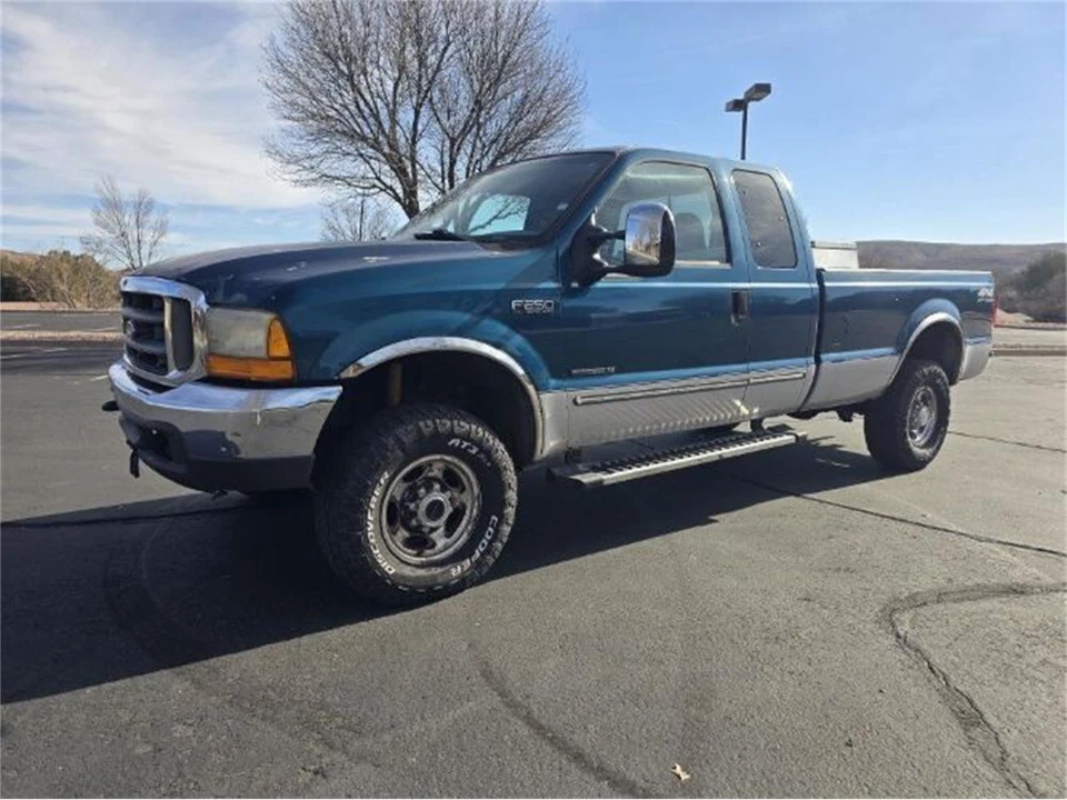 2000 Ford Super Duty 1st Gen - Image 7 of 20