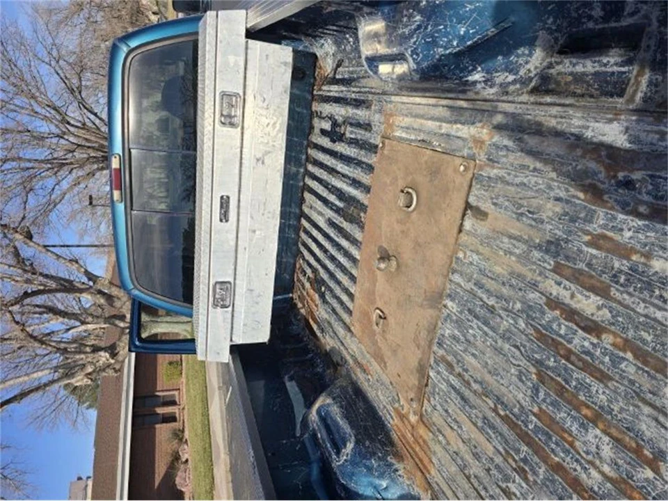 2000 Ford Super Duty 1st Gen - Image 12 of 20