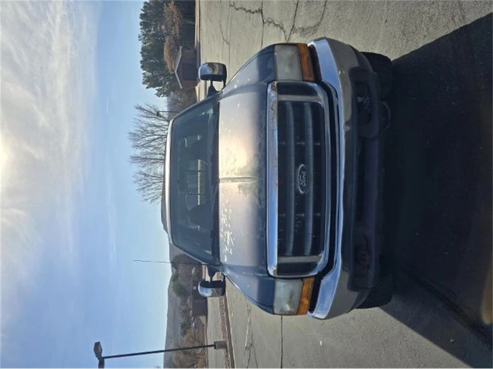 2000 Ford Super Duty 1st Gen - Image 15 of 20